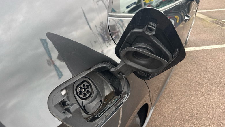 Volkswagen ID.3 150kW Life Pro Performance 58kWh 5dr Auto Electric Hatchback